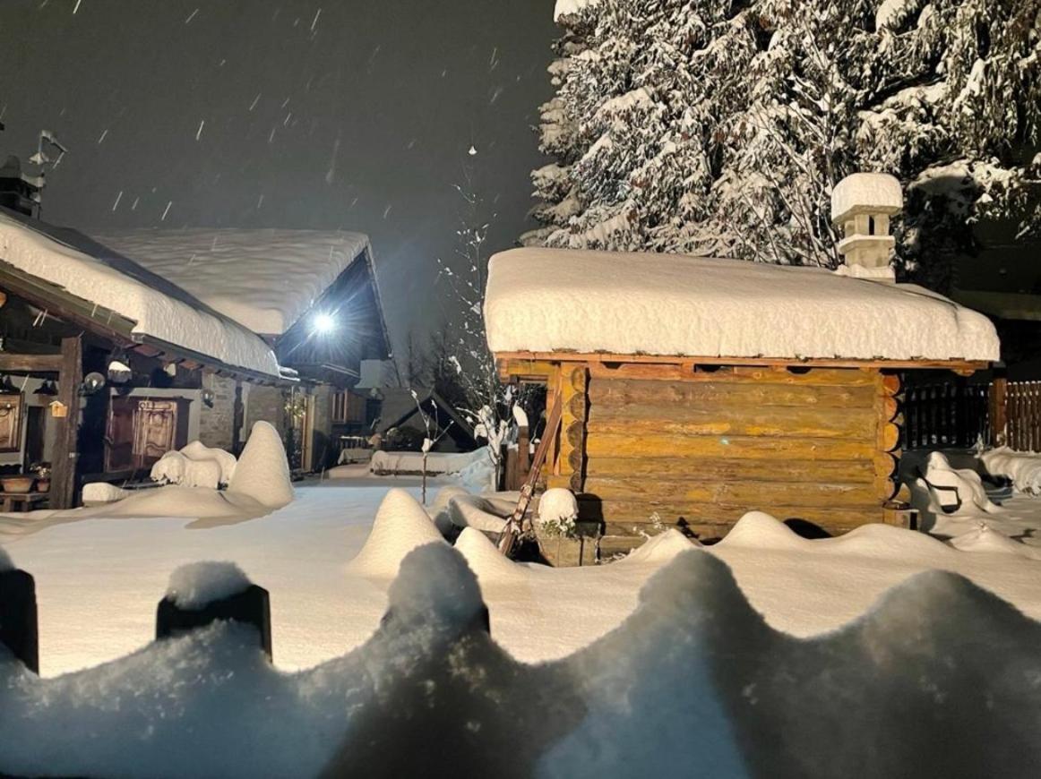 Chalet Blanc "Coeur Sapin" 쿠르마예 외부 사진